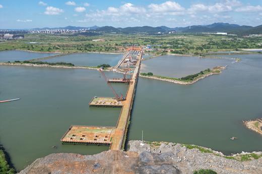 大连金石湾国际旅游度假区基础设施配套项目—五号路跨海大桥建设工程EPC项目